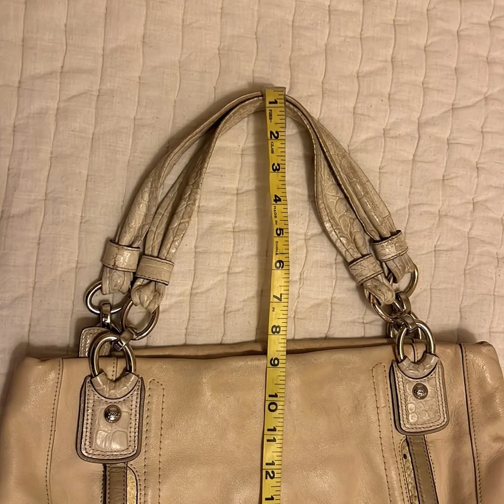 Cream Coach Kristen Purse - Authentic - Picture 13 of 15